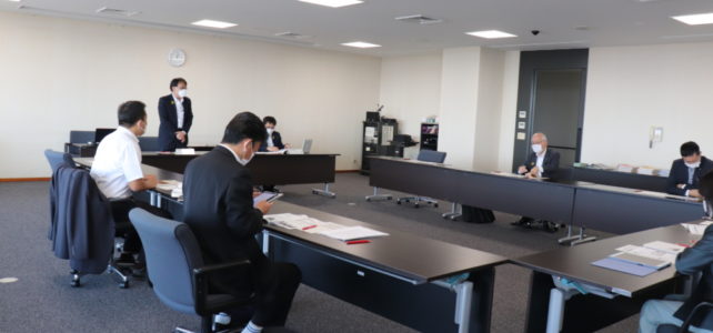 議会広報誌編集委員会（R4.10.21）