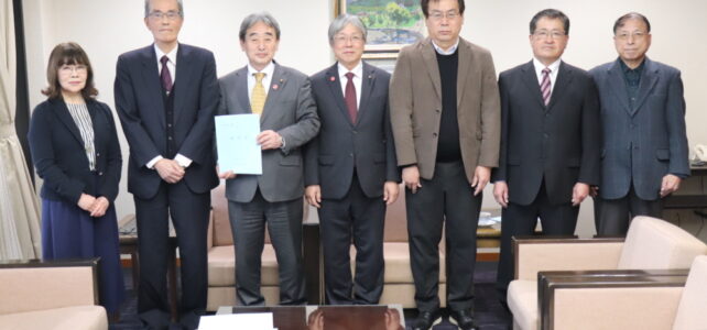 川跡地区自治協会からの要望書を受理（R7.3.18）
