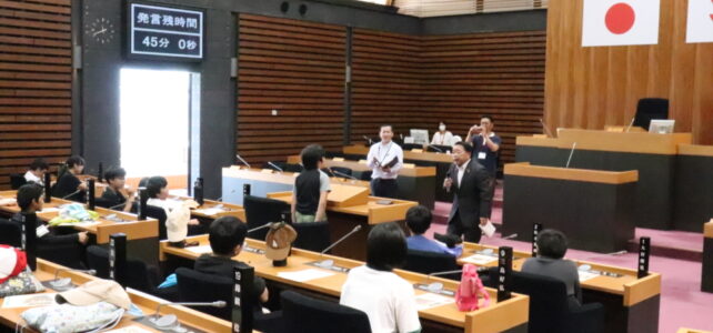 須佐小学校６年生議場見学（R7.5.21）