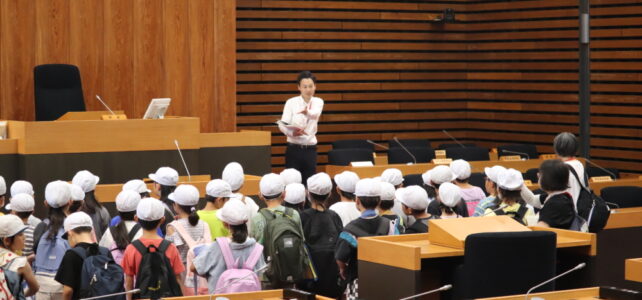 荘原小学校３年生議場見学（R7.6.30）