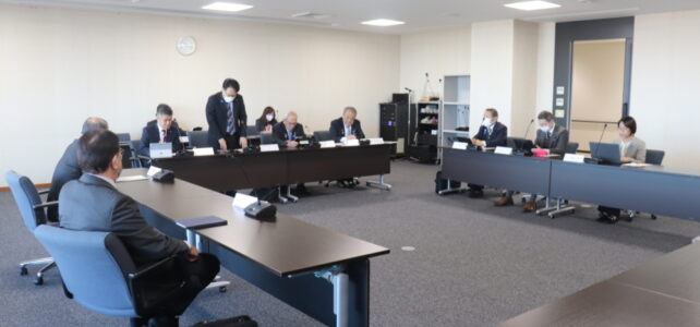 公共財産活用特別委員会（R7.12.18）