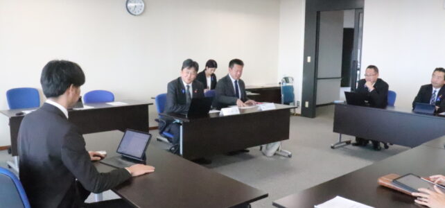 議会広報誌編集委員会(R7.12.9) 議会広報誌編集委員会(R7.12.9)