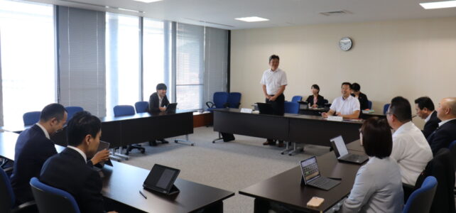 議会広報誌編集委員会(R8.6.18) 議会広報誌編集委員会(R8.6.18)